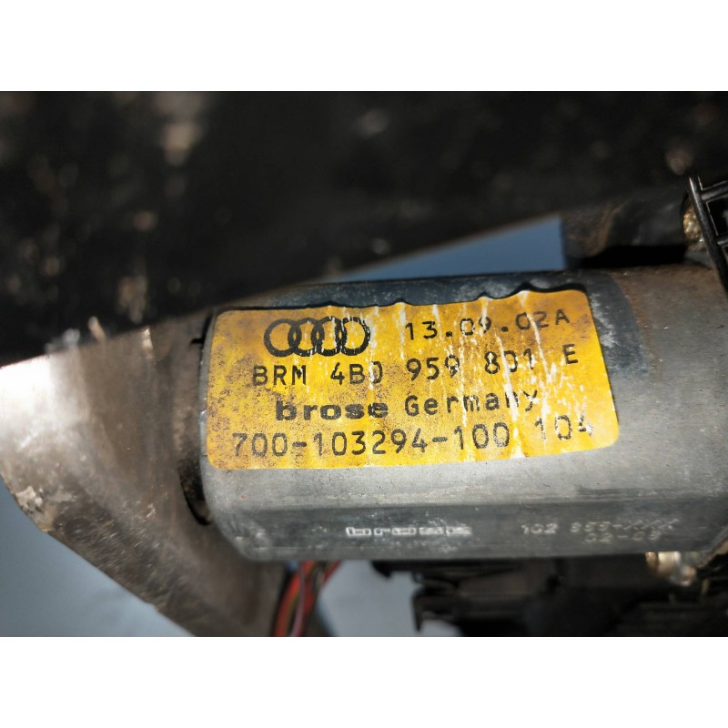 Recambio de elevalunas delantero izquierdo para audi allroad quattro (4b5) 2.5 tdi (132kw) referencia OEM IAM 4B0959801E  