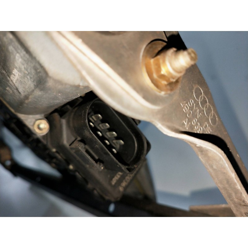 Recambio de elevalunas trasero izquierdo para audi a6 avant (4b5) 2.5 v6 24v tdi referencia OEM IAM 4B09598018  