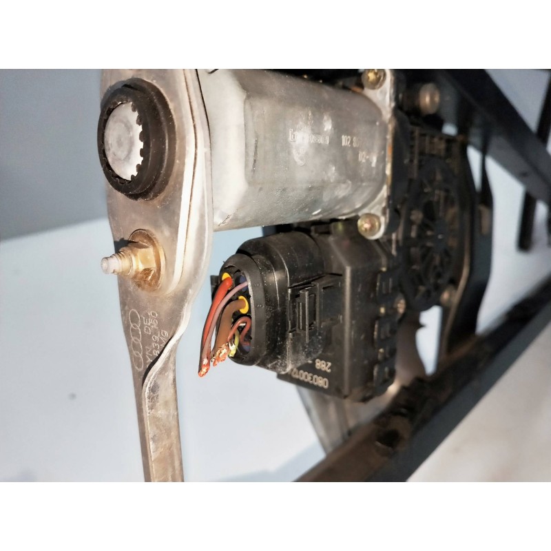 Recambio de elevalunas trasero derecho para audi allroad quattro (4b5) 2.5 tdi (132kw) referencia OEM IAM 4B0959802B  