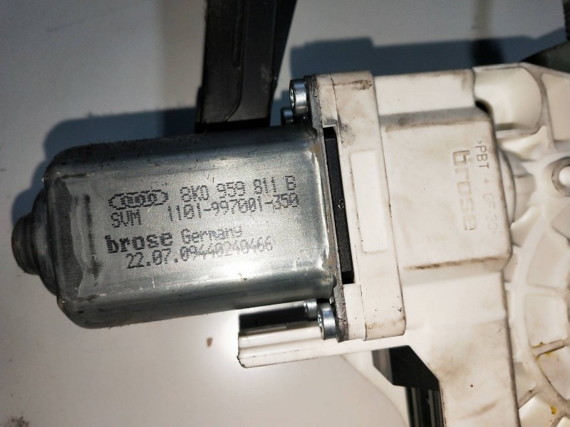 Recambio de elevalunas trasero izquierdo para audi a6 avant (4f2) 2.0 16v tdi referencia OEM IAM 8K0959811B  