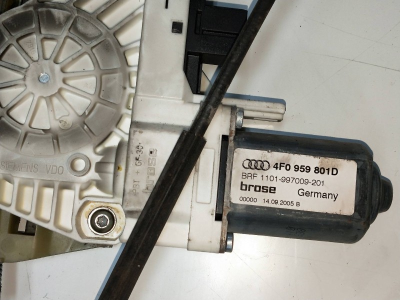 Recambio de elevalunas delantero izquierdo para audi a6 berlina (4f2) 3.2 v6 24v fsi referencia OEM IAM 4F0959801D  