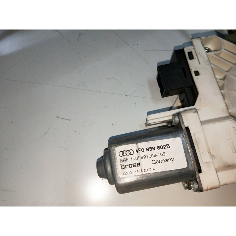 Recambio de elevalunas delantero derecho para audi a6 berlina (4f2) 2.0 tdi referencia OEM IAM 4F0959802B 4F0837462A 