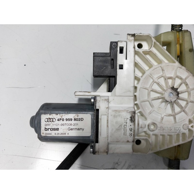 Recambio de elevalunas delantero derecho para audi a6 berlina (4f2) 2.0 16v tfsi referencia OEM IAM 4F0595802D 4F0837462C 