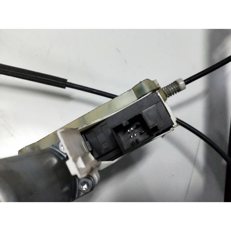 Recambio de elevalunas delantero derecho para audi a6 berlina (4f2) 2.0 16v tfsi referencia OEM IAM 4F0595802D 4F0837462C 