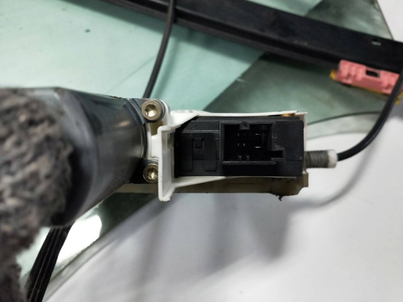 Recambio de elevalunas delantero izquierdo para audi a6 berlina (4f2) referencia OEM IAM 4F0959801B 4F0837461A 