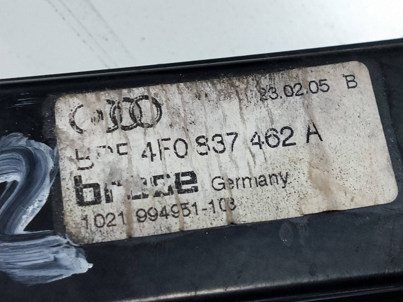 Recambio de elevalunas delantero derecho para audi a6 avant (4f5) referencia OEM IAM 4F0959802B 4F0837461A  Recambio de elevalunas delantero derecho para audi a6 avant (4f5) referencia OEM IAM 4F0959802B 4F0837461A
