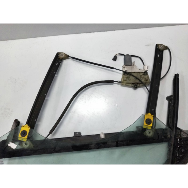 Recambio de elevalunas delantero izquierdo para audi a6 avant (4f2) 2.0 16v tdi referencia OEM IAM 8K0959801A 4F0837461D 
