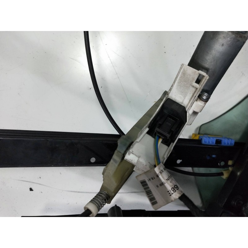 Recambio de elevalunas delantero izquierdo para audi a6 avant (4f2) 2.0 16v tdi referencia OEM IAM 8K0959801A 4F0837461D 