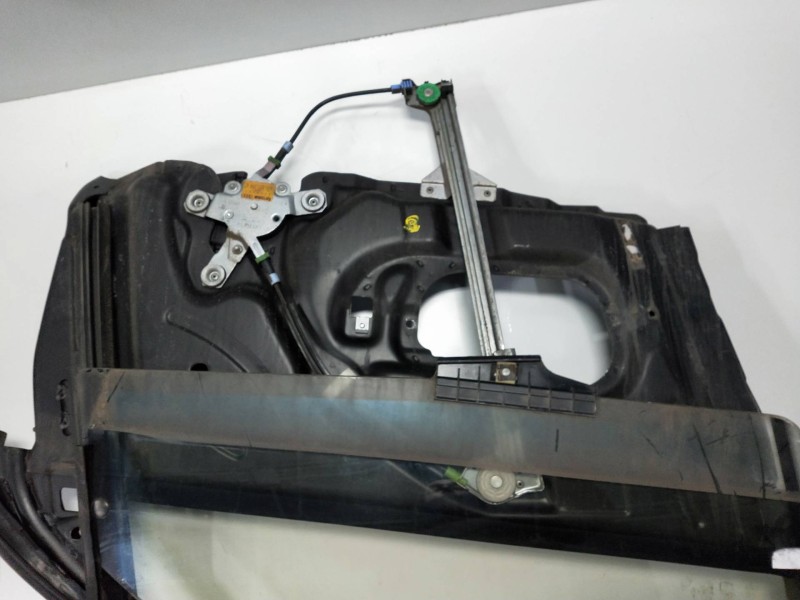 Recambio de elevalunas delantero derecho para audi a8 (d2) 4.2 quattro referencia OEM IAM 8D0837398B  