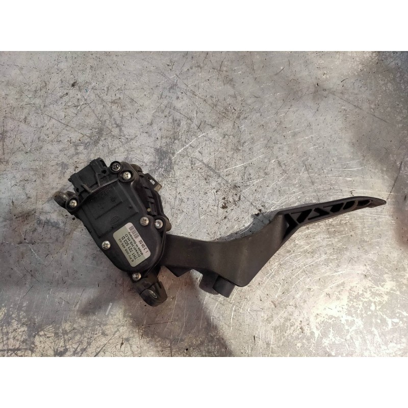 Recambio de potenciometro pedal para volkswagen t5 transporter/furgoneta caja cerrada, techo elevado referencia OEM IAM 7H172150