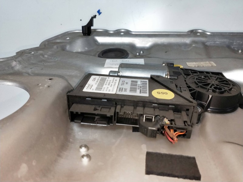 Recambio de elevalunas trasero derecho para audi a8 (4e2) 4.2 v8 40v referencia OEM IAM 4E0959802A  4P