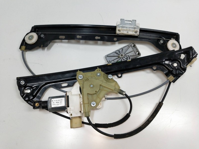 Recambio de elevalunas delantero derecho para bmw serie 3 coupe (e92) 325i referencia OEM IAM 0130822403  