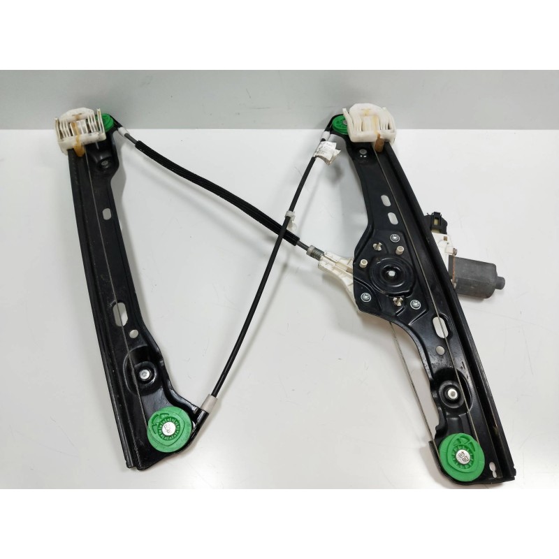 Recambio de elevalunas delantero derecho para bmw serie 3 touring (e91) 2.0 16v diesel referencia OEM IAM 0130822227  