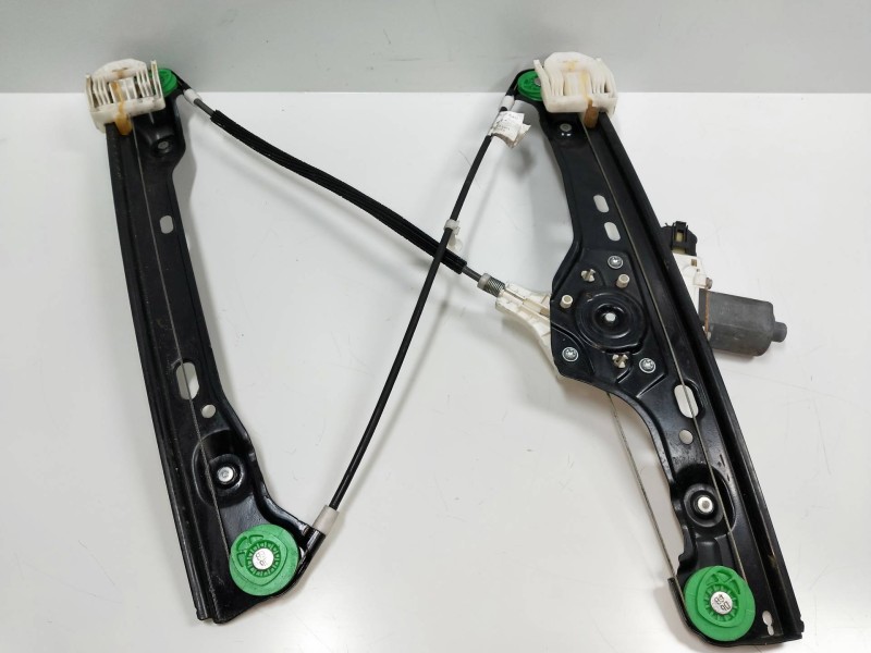 Recambio de elevalunas delantero derecho para bmw serie 3 touring (e91) 2.0 16v diesel referencia OEM IAM 0130822227  