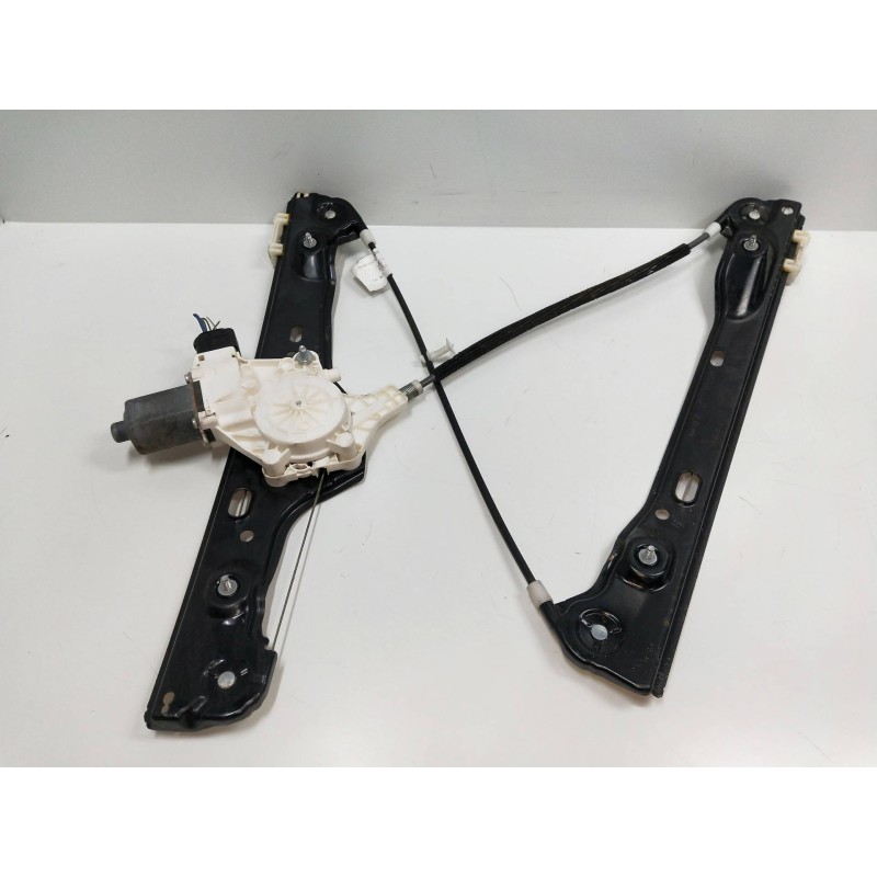 Recambio de elevalunas delantero derecho para bmw serie 3 touring (e91) 2.0 16v diesel referencia OEM IAM 0130822227  