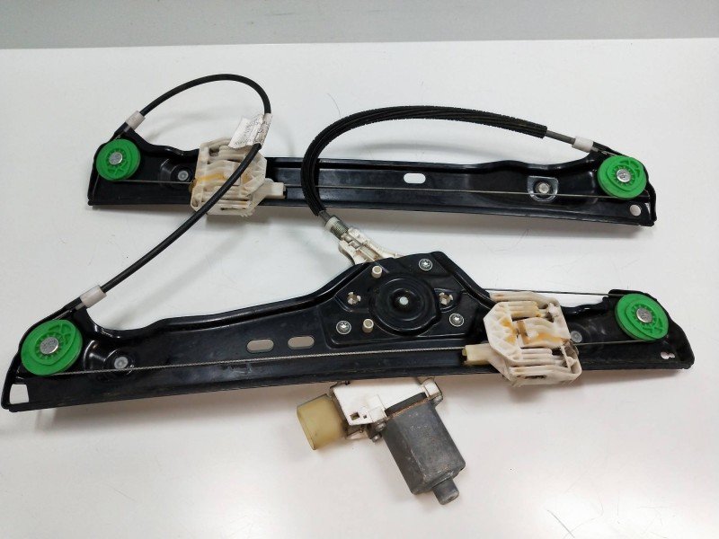 Recambio de elevalunas delantero izquierdo para bmw serie 3 touring (e91) 2.0 16v diesel referencia OEM IAM 0130822226  