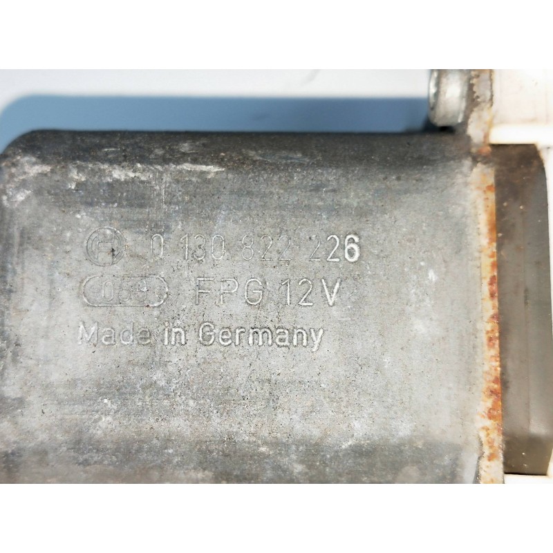 Recambio de elevalunas delantero izquierdo para bmw serie 3 touring (e91) 2.0 16v diesel referencia OEM IAM 0130822226  