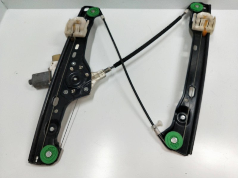 Recambio de elevalunas delantero izquierdo para bmw serie 3 berlina (e90) 318d referencia OEM IAM 0130822226  