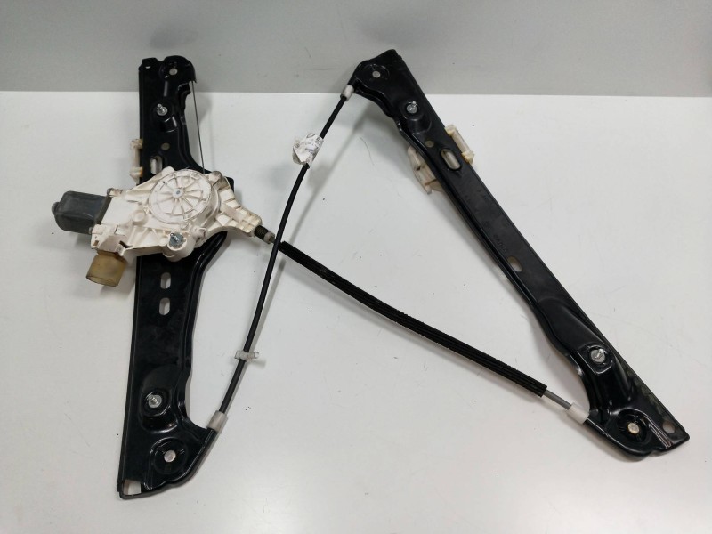 Recambio de elevalunas delantero izquierdo para bmw serie 3 berlina (e90) 320d referencia OEM IAM 0130822226  