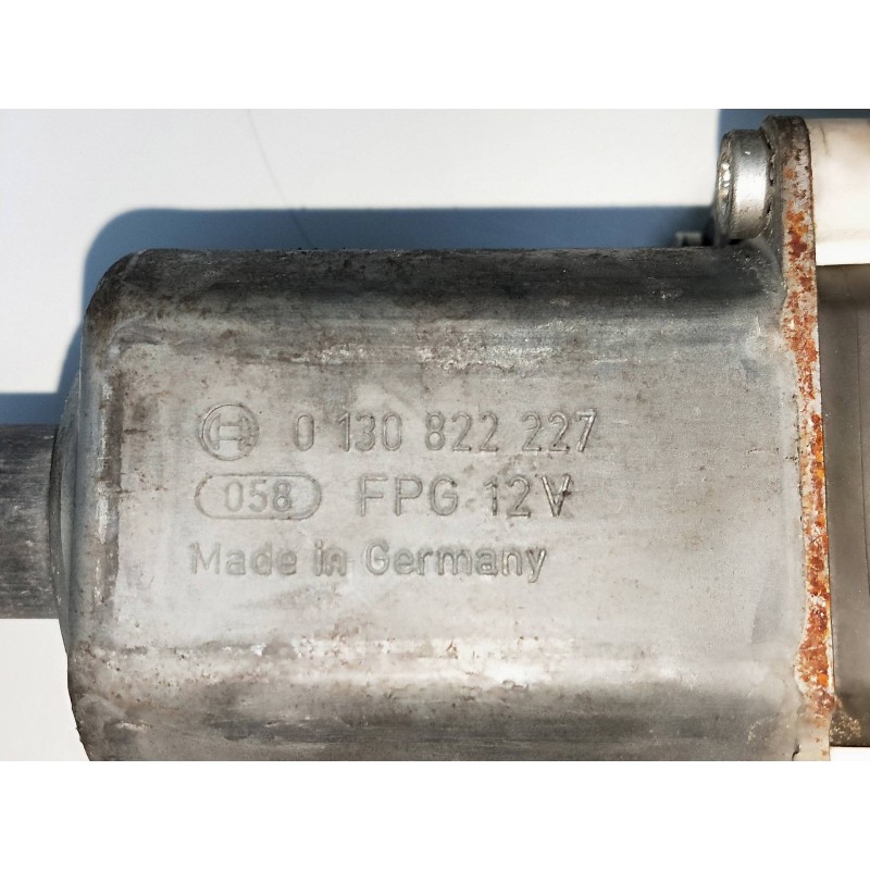 Recambio de elevalunas delantero derecho para bmw serie 3 berlina (e90) 2.0 16v diesel cat referencia OEM IAM 0130822227  