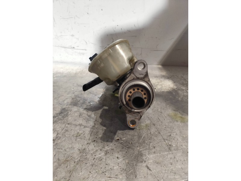 Recambio de bomba freno para volkswagen t5 transporter/furgoneta caja cerrada, techo elevado referencia OEM IAM   