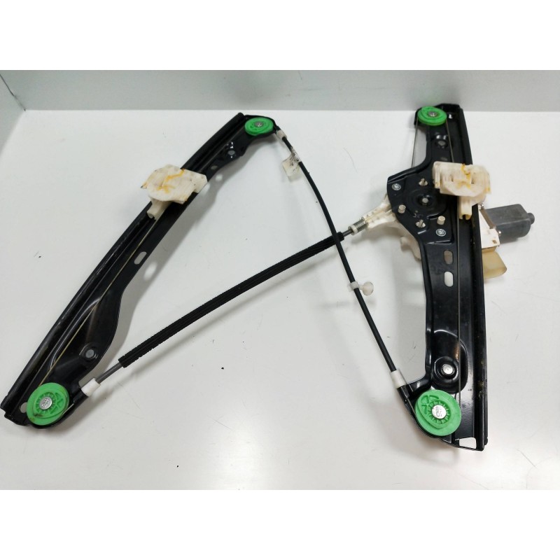 Recambio de elevalunas delantero izquierdo para bmw serie 3 berlina (e90) 2.0 16v diesel cat referencia OEM IAM 0130822226  