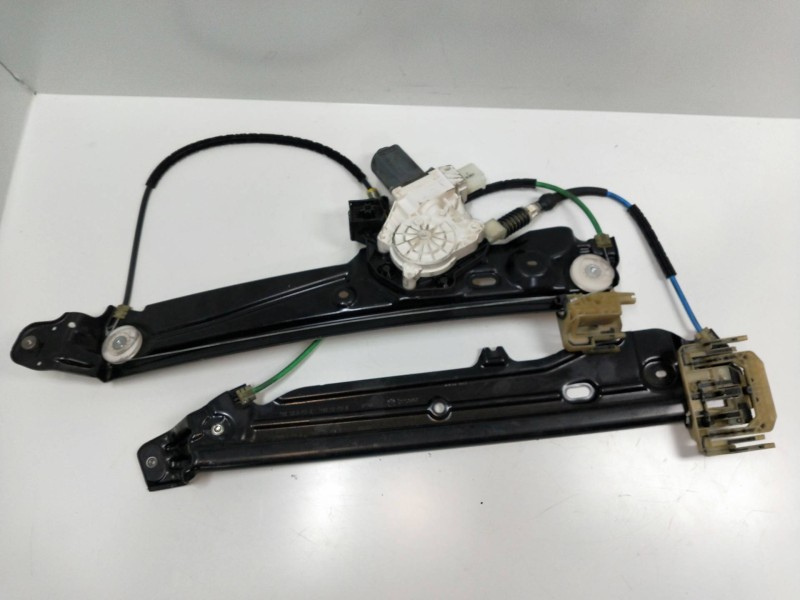 Recambio de elevalunas delantero derecho para bmw serie 5 lim. (f10) 520d referencia OEM IAM 72715649 72481720 