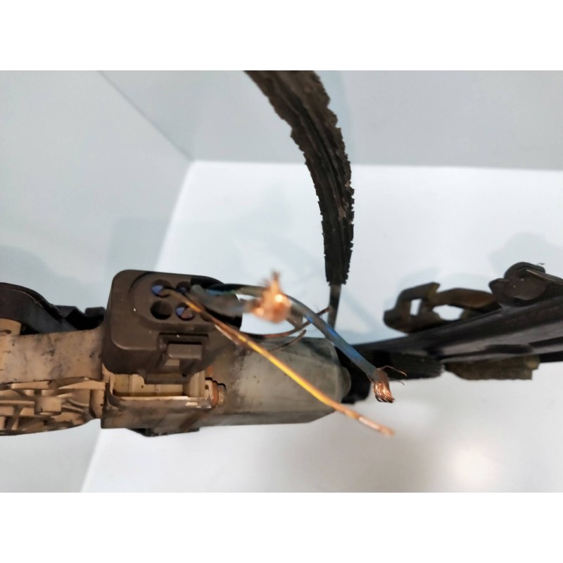 Recambio de elevalunas delantero izquierdo para bmw serie 5 lim. (f10) 520d referencia OEM IAM 72715639 72481710 