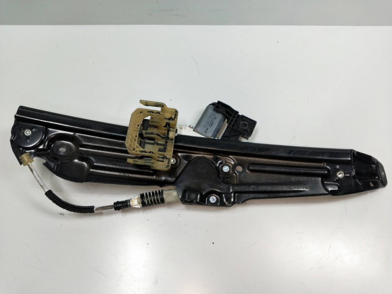 Recambio de elevalunas trasero derecho para bmw serie 5 lim. (f10) 520d referencia OEM IAM 72715649 72481720 