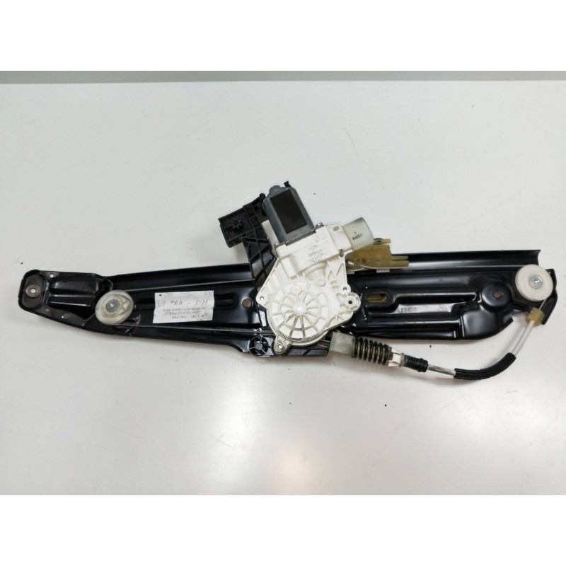 Recambio de elevalunas trasero derecho para bmw serie 5 lim. (f10) 520d referencia OEM IAM 72715649 72481720 