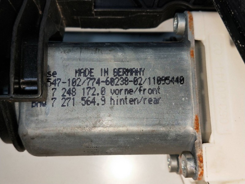 Recambio de elevalunas trasero derecho para bmw serie 5 lim. (f10) 520d referencia OEM IAM 72715649 72481720 