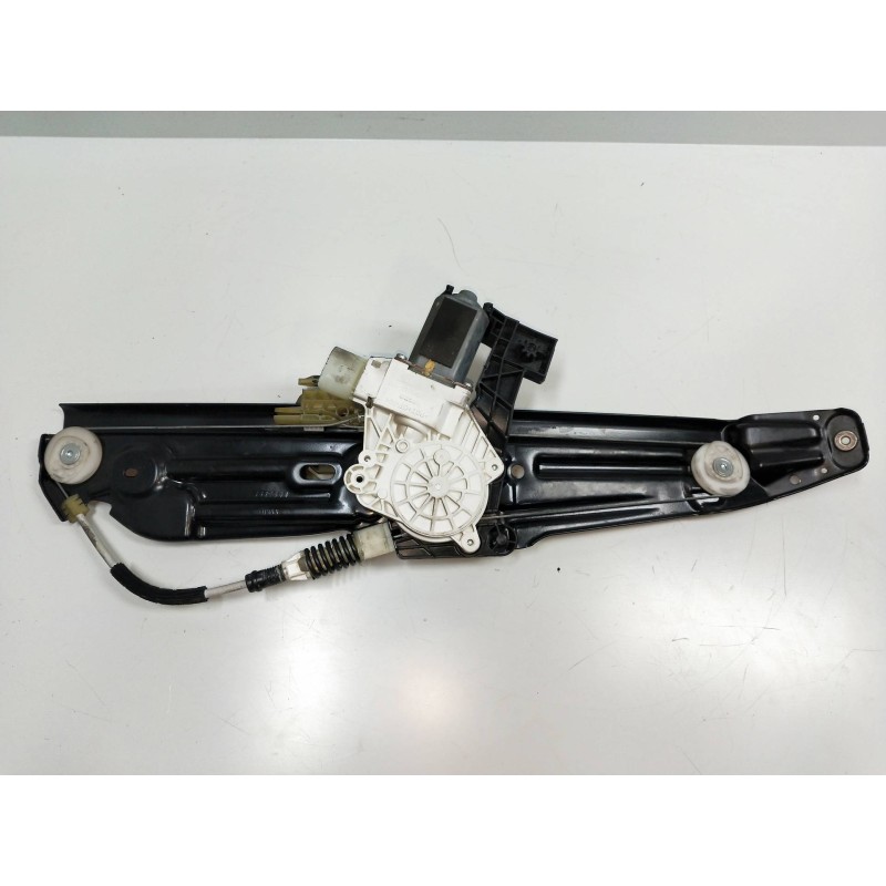 Recambio de elevalunas trasero izquierdo para bmw serie 5 lim. (f10) 520d referencia OEM IAM 72715639 72481710 