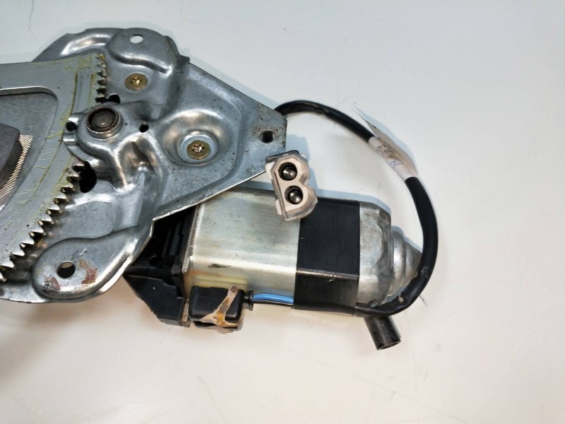 Recambio de elevalunas delantero derecho para bmw serie 5 berlina (e34) 524td referencia OEM IAM 513313340031 680186942000 