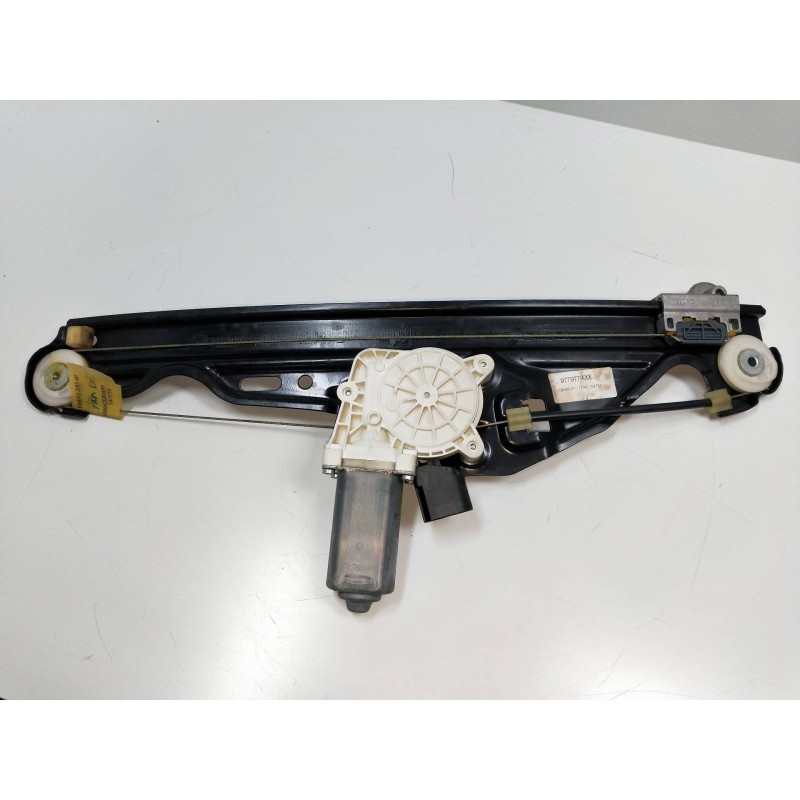 Recambio de elevalunas trasero derecho para bmw serie 5 berlina (e60) 2.0 16v diesel referencia OEM IAM 6922320  