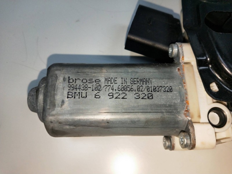 Recambio de elevalunas trasero derecho para bmw serie 5 berlina (e60) 2.0 16v diesel referencia OEM IAM 6922320  