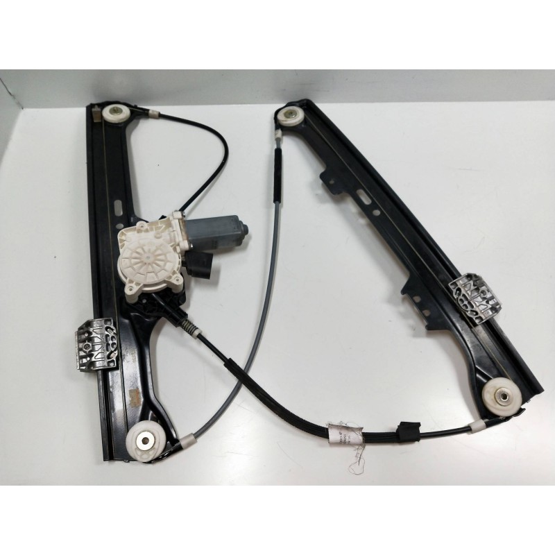 Recambio de elevalunas delantero derecho para bmw serie 5 berlina (e60) 3.0 turbodiesel cat referencia OEM IAM 6922268  