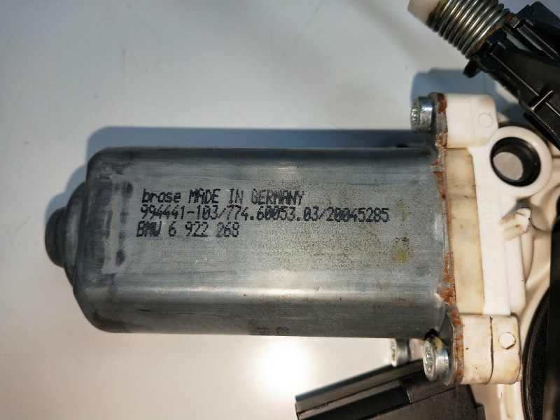 Recambio de elevalunas delantero derecho para bmw serie 5 berlina (e60) 3.0 turbodiesel cat referencia OEM IAM 6922268  