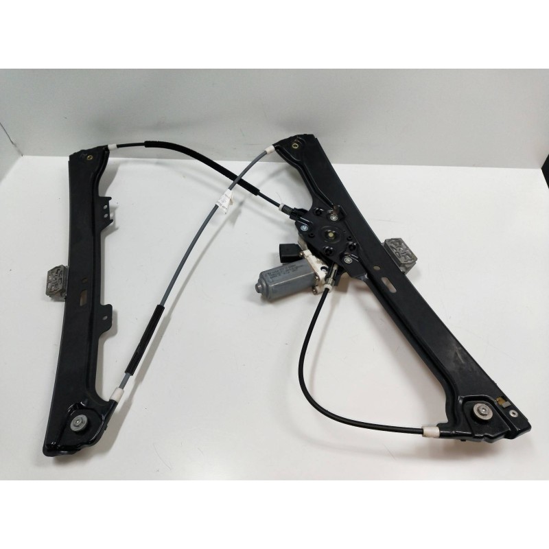 Recambio de elevalunas delantero izquierdo para bmw serie 5 berlina (e60) 3.0 turbodiesel cat referencia OEM IAM 6922267  