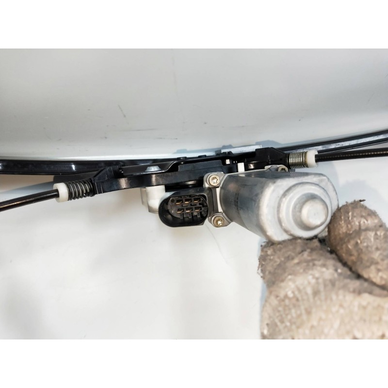 Recambio de elevalunas delantero izquierdo para bmw serie 5 berlina (e60) 3.0 turbodiesel cat referencia OEM IAM 6922267  