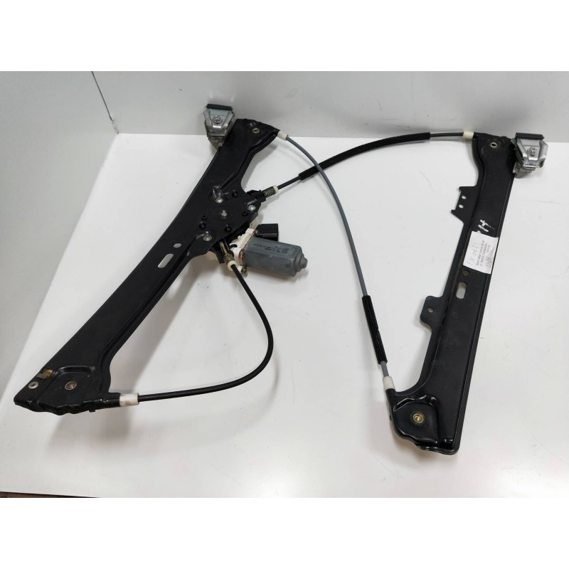 Recambio de elevalunas delantero derecho para bmw serie 5 berlina (e60) 3.0 turbodiesel cat referencia OEM IAM 6922268  