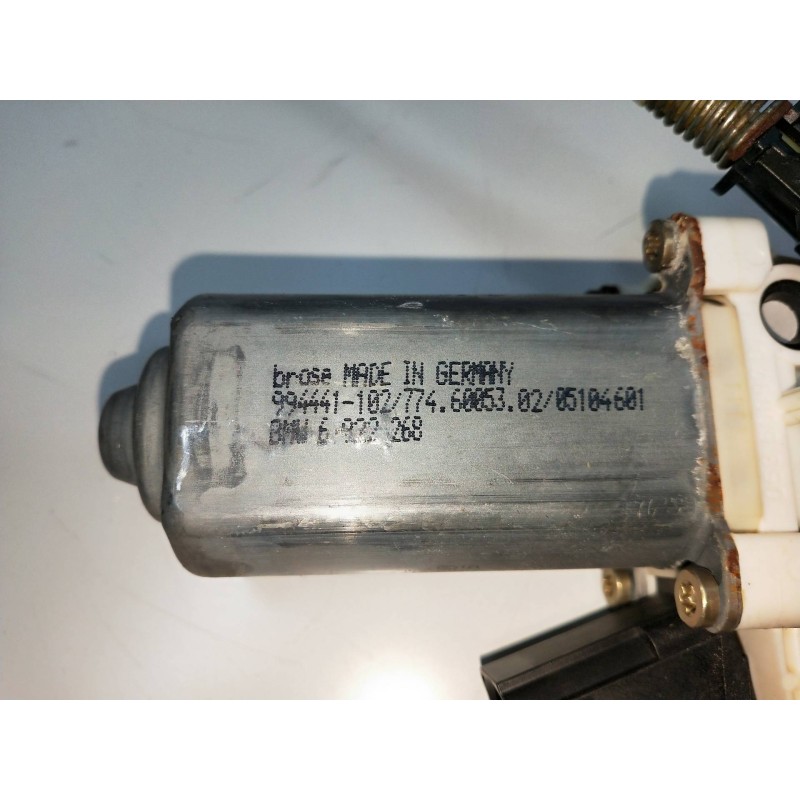 Recambio de elevalunas delantero derecho para bmw serie 5 berlina (e60) 3.0 turbodiesel cat referencia OEM IAM 6922268  