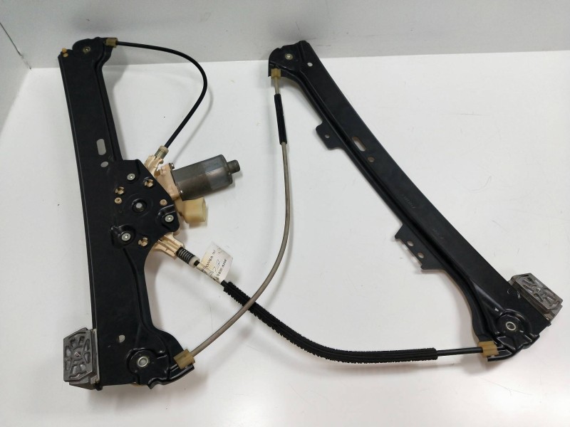 Recambio de elevalunas delantero izquierdo para bmw serie 5 berlina (e60) 2.0 16v diesel referencia OEM IAM 6981141  