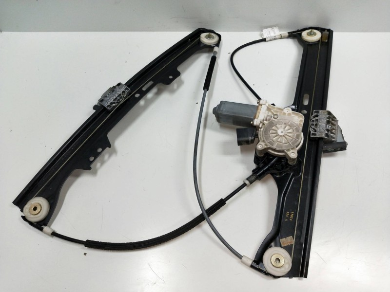 Recambio de elevalunas delantero izquierdo para bmw serie 5 touring (e61) 525d referencia OEM IAM 6922267  