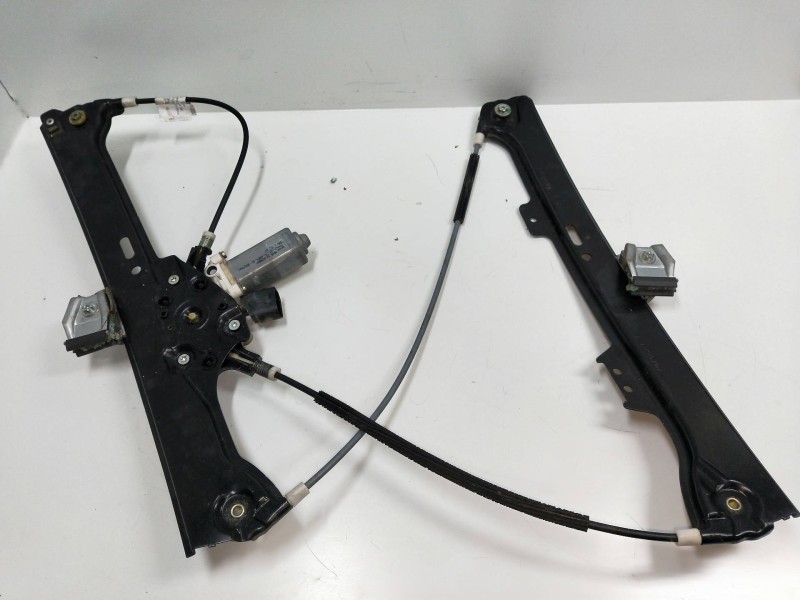 Recambio de elevalunas delantero izquierdo para bmw serie 5 touring (e61) 525d referencia OEM IAM 6922267  