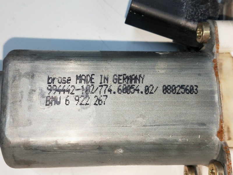 Recambio de elevalunas delantero izquierdo para bmw serie 5 touring (e61) 525d referencia OEM IAM 6922267  