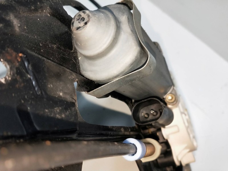 Recambio de elevalunas delantero derecho para bmw serie 7 (e32) 4.0 v8 32v cat referencia OEM IAM   