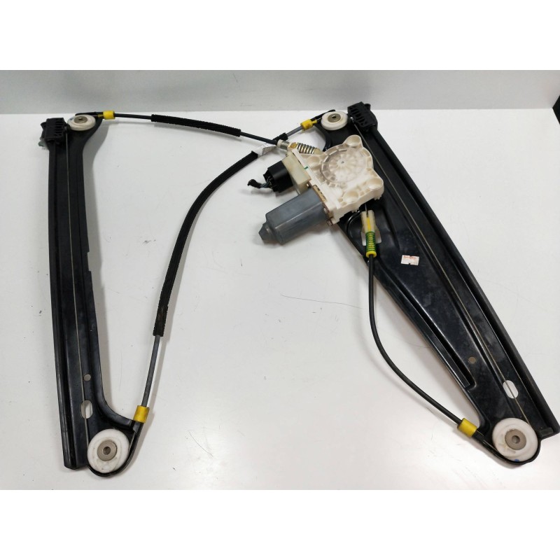 Recambio de elevalunas delantero derecho para bmw serie 7 (e65/e66) 3.6 v8 32v cat referencia OEM IAM 676283820021  