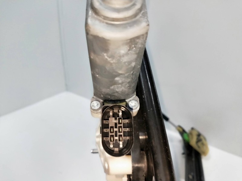 Recambio de elevalunas delantero izquierdo para bmw x3 (f25) xdrive 30d referencia OEM IAM 7322747  