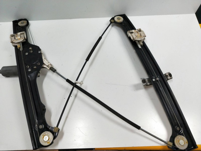 Recambio de elevalunas delantero derecho para bmw x5 (e70) 3.0d referencia OEM IAM 6967262 974624100 