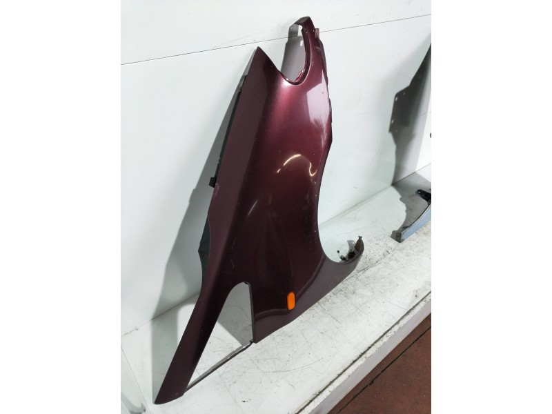 Recambio de aleta delantera derecha para ford galaxy (vx) core glx referencia OEM IAM   